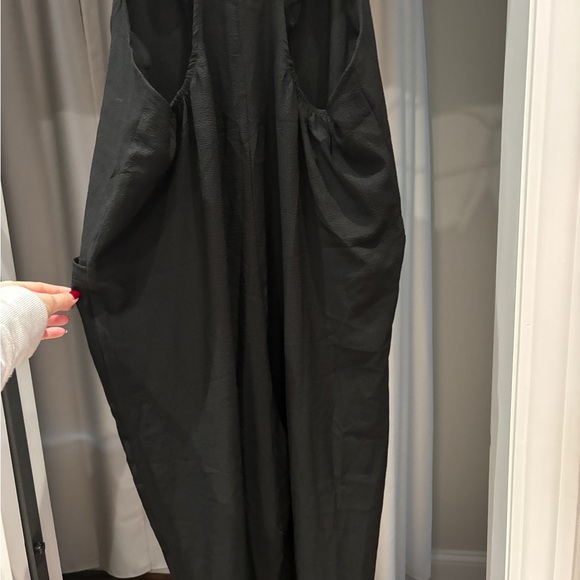 NWT black Cupshe jumpsuit - Picture 2 of 4